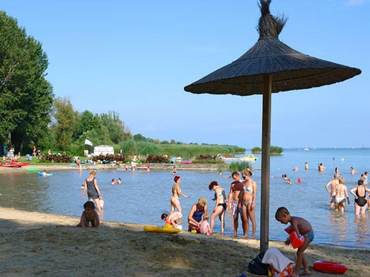 Joe Beach Apartman Keszthely Εξωτερικό φωτογραφία
